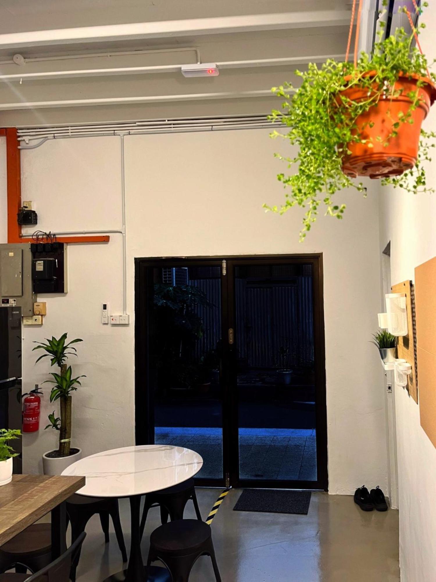 Hostel Pine Armenian George Town Exteriér fotografie